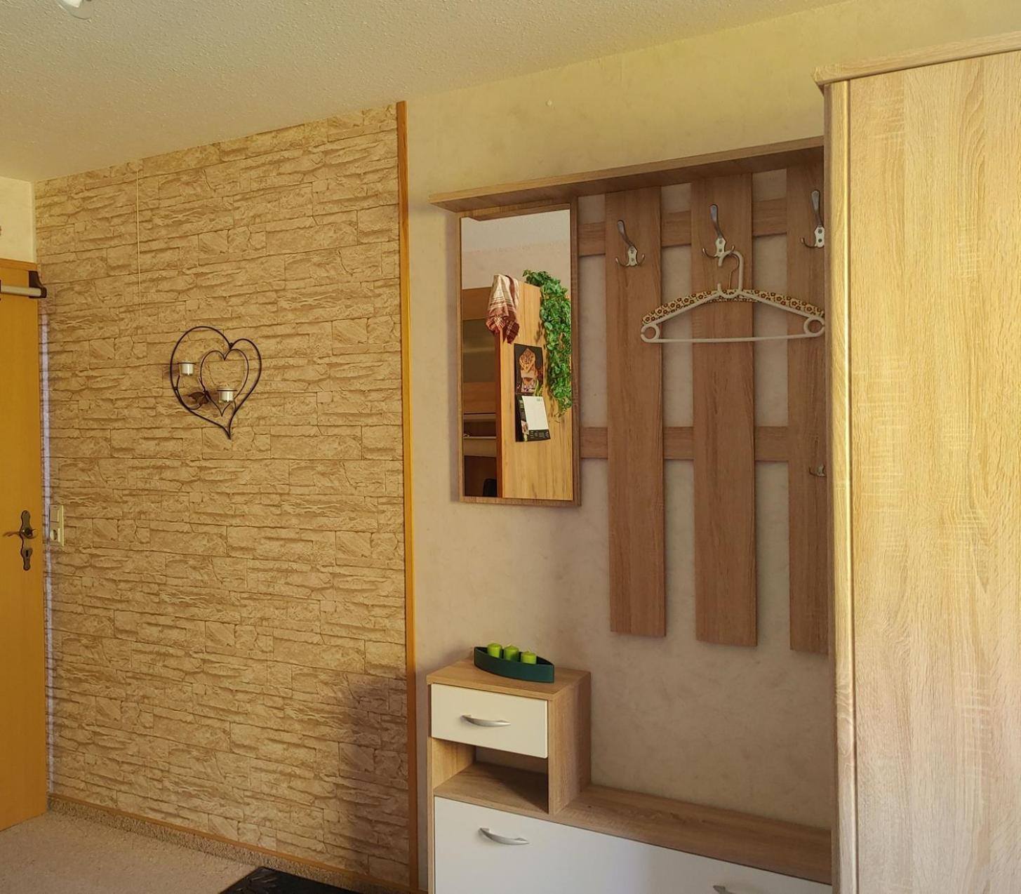 Thomasburg Hof Kueselberg B&B 외부 사진